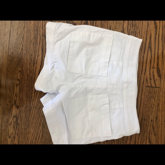 Babaton White Preppy Shorts - Picture 4 of 5